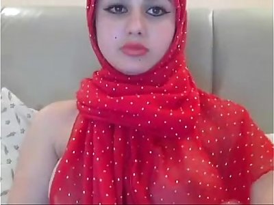 Sexy Indian Babe On Live Cam Show Exposing Bigtits And Pussy Masturbation