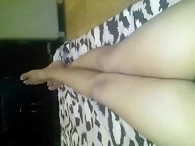 (only above18 years) Indian Girl Showing her feet and vulva to Everybody  - Naram Naram Fbhttps://dwindly.io/nRSfRD