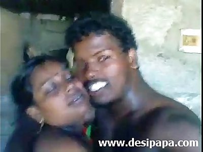 indian first-timer mallu bhabhi bigtits boobs