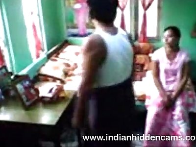 Mumbai Couple Homemade HiddenCam Xxx Indian Bang-out