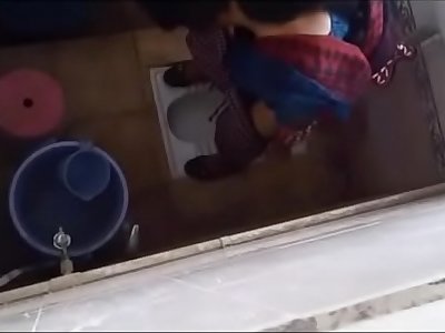 Desi schoolgirl pissing caught in bathroom hidden camera