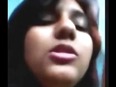 Desi Bengali gorgeous girl exposing (selfi)